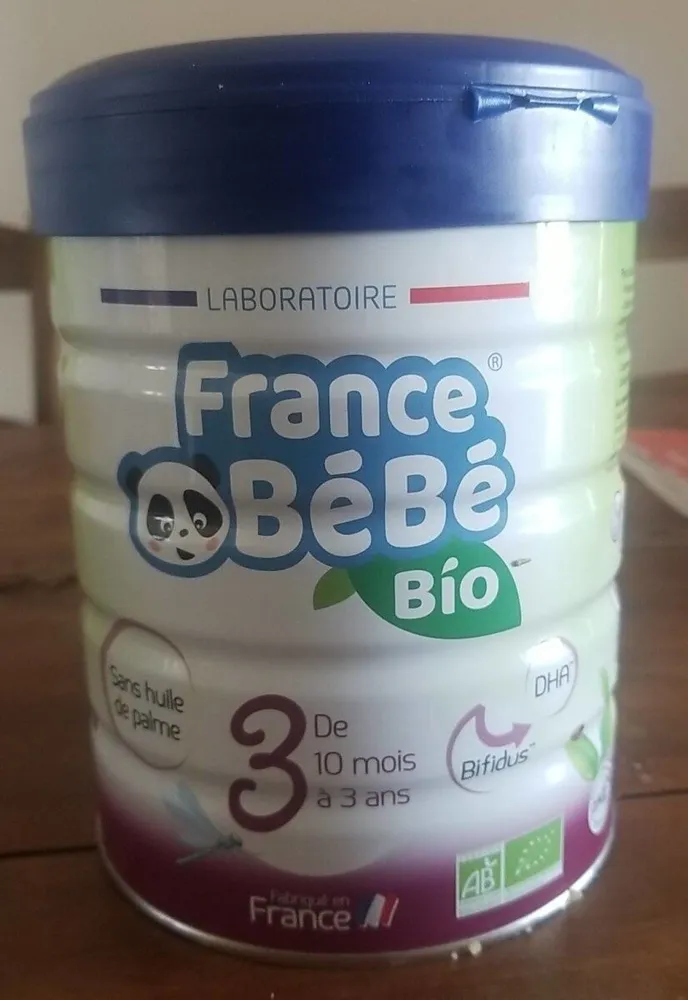 Lait de suite biologique en poudre et aliment lacté
