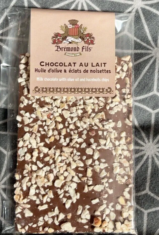 chocolat au lait huile d’olives & éclats de noisettes