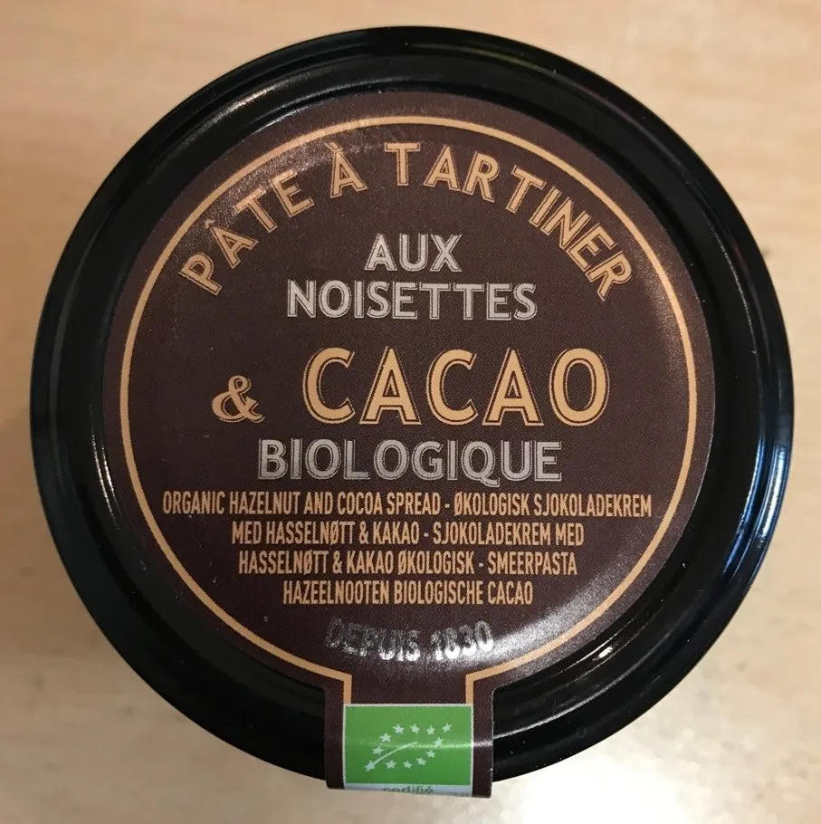 Pate à tartiner aux noisettes et cacao biologique