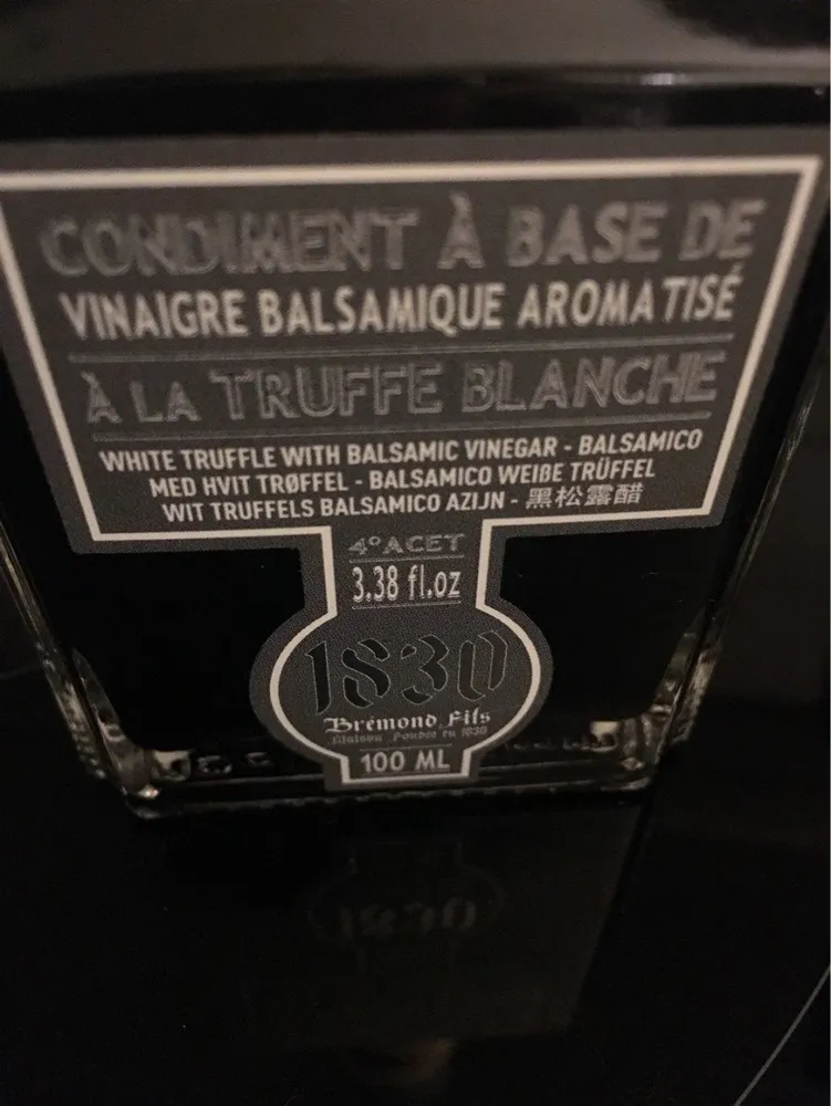 Vinaigre balsamique et truffe blanche