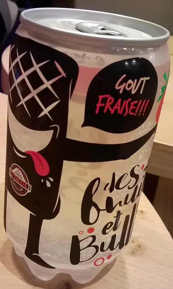 Des fruits et des bulles goût fraise
