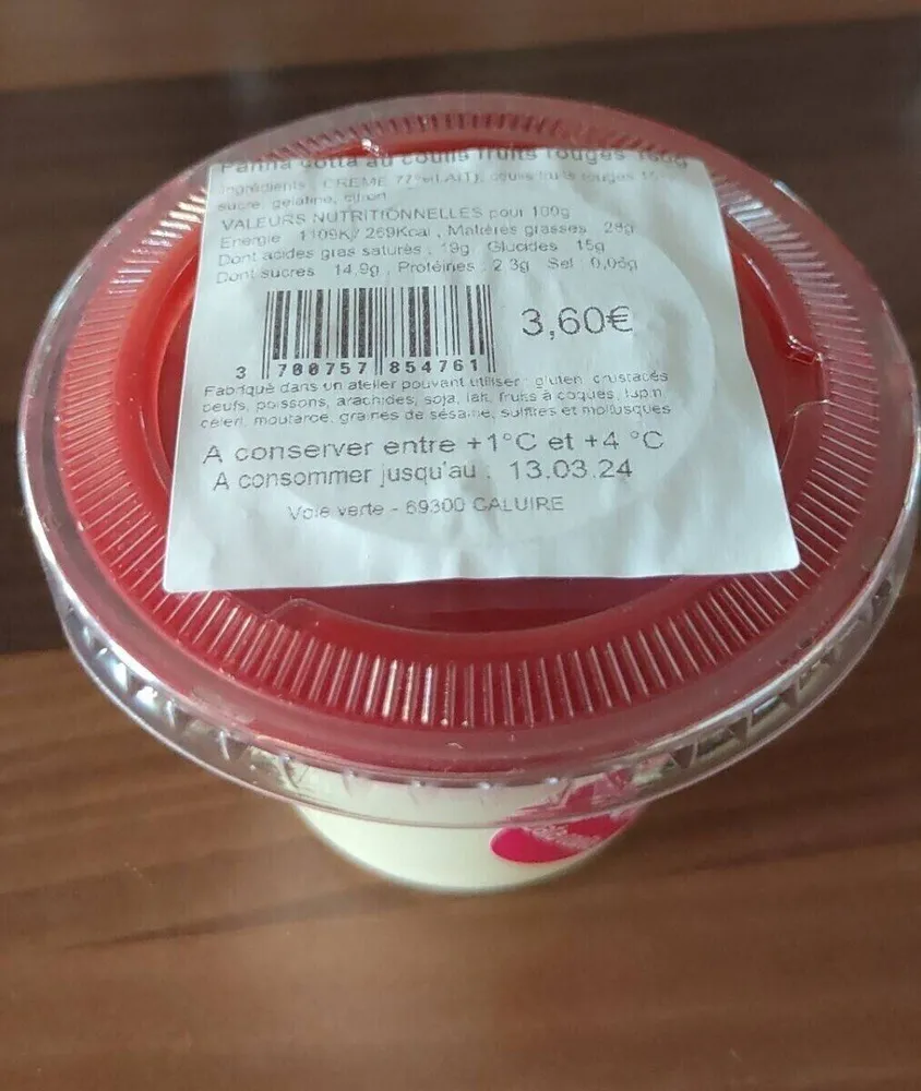 Panna Cotta au coulis de fruits rouges