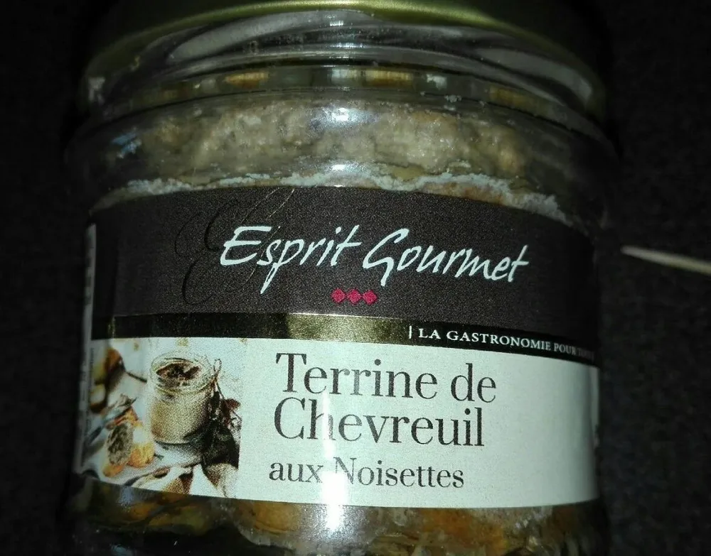Terrine de chevreuil aux noisettes