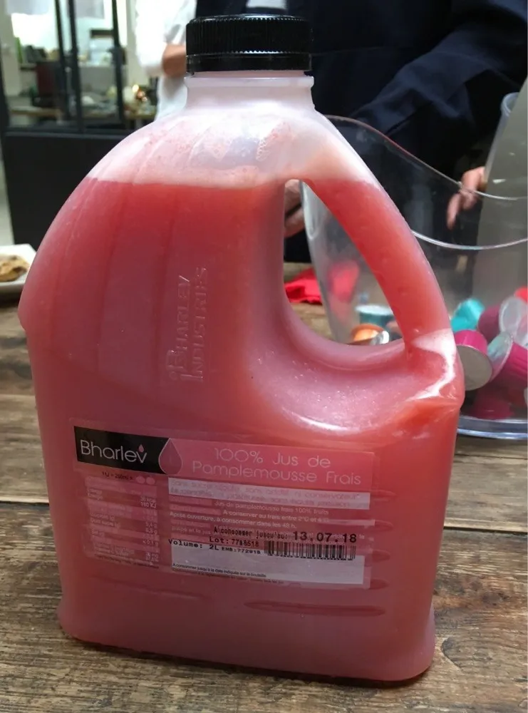 100% Jus de Pamplemousse Frais