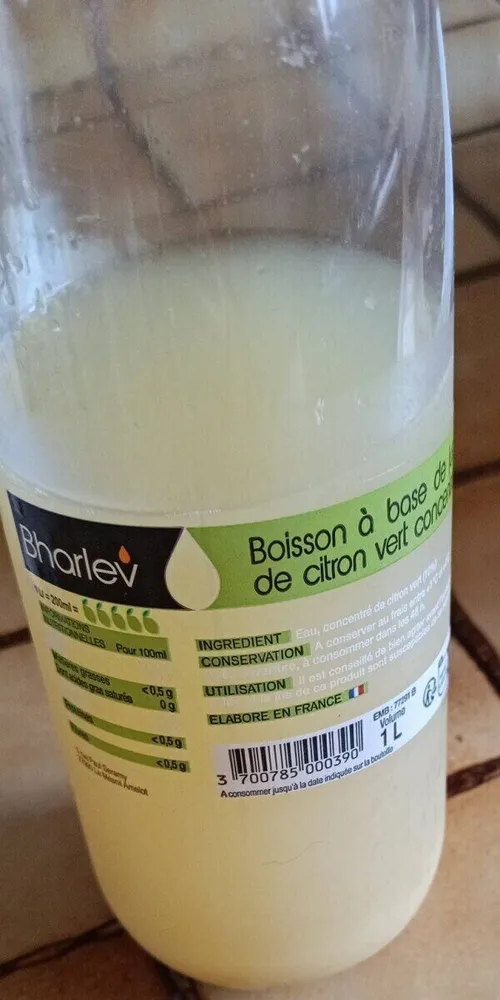 Boisson a base de jus de citron vert concentré