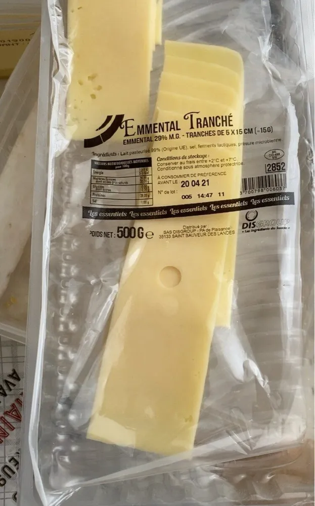 Emmental tranché