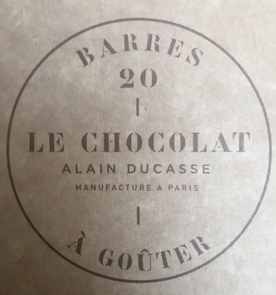 Barre chocolat noir praliné