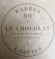 Barre chocolat noir praliné