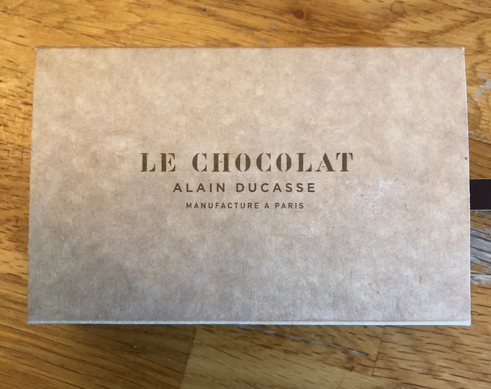 Coffret 30 carres degustations chocolat Ducasse