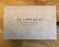 Coffret 30 carres degustations chocolat Ducasse