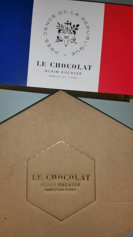 Boite hexagone Élysee noir