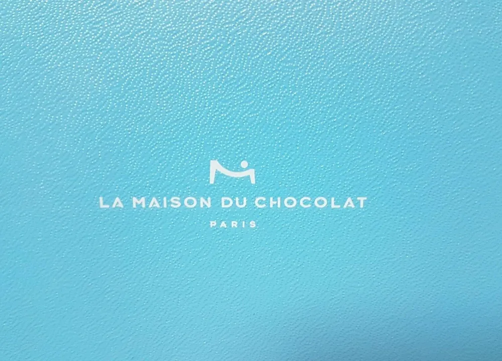 Coffret de bonbons de chocolat noir