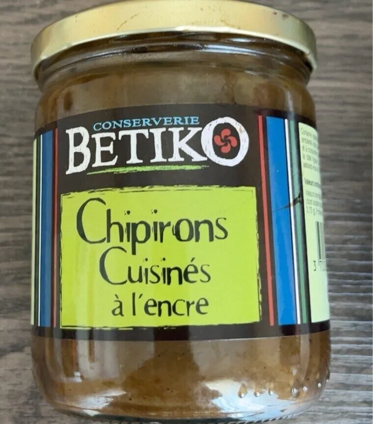 Chipirons cuisinés a l’encre