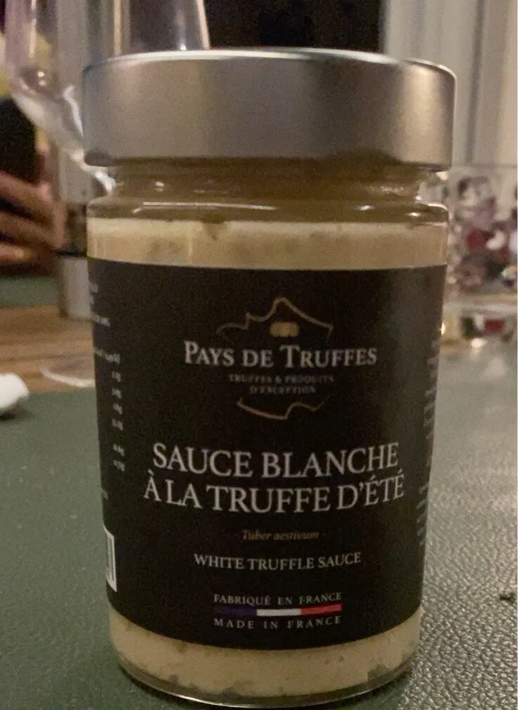 Sauce blanche à la truffe d’été