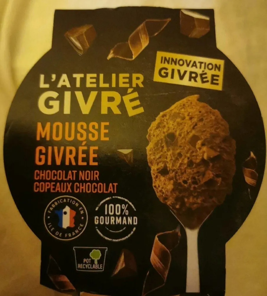 Mousse givrée chocolat noir et copeaux de chocolat