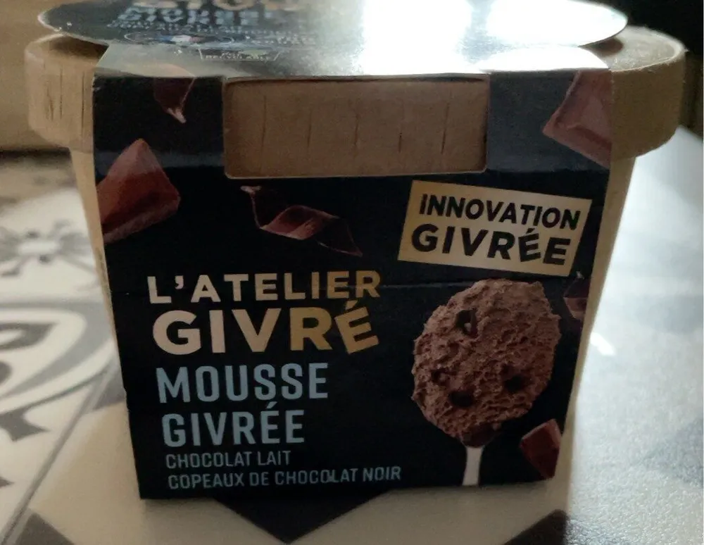 Mousse givrée chocolat lait copeaux de chocolat noir
