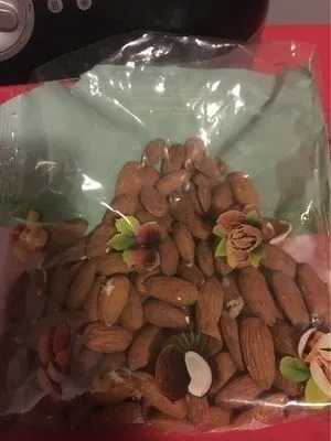 Amandes entieres