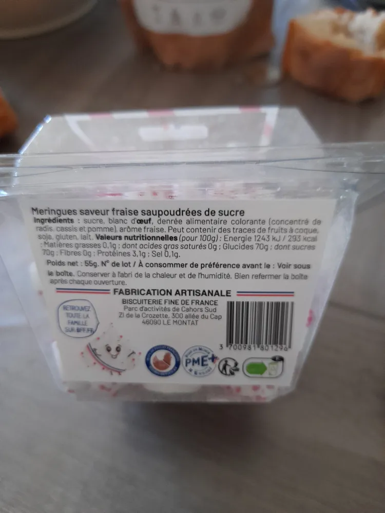mini gouttes de meringue saveur fraise