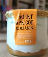 Yaourt infuse au romarin sur lit d'abricot