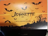 Madeleine halloween