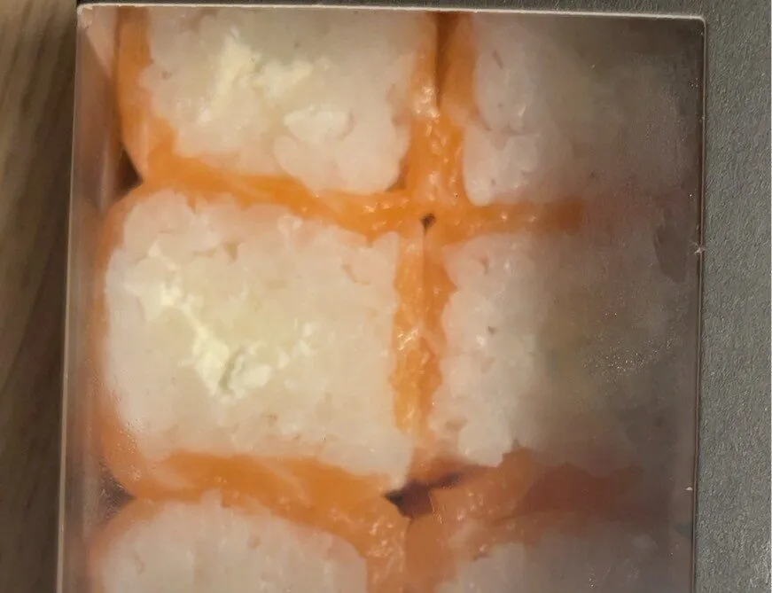 Salmon roll