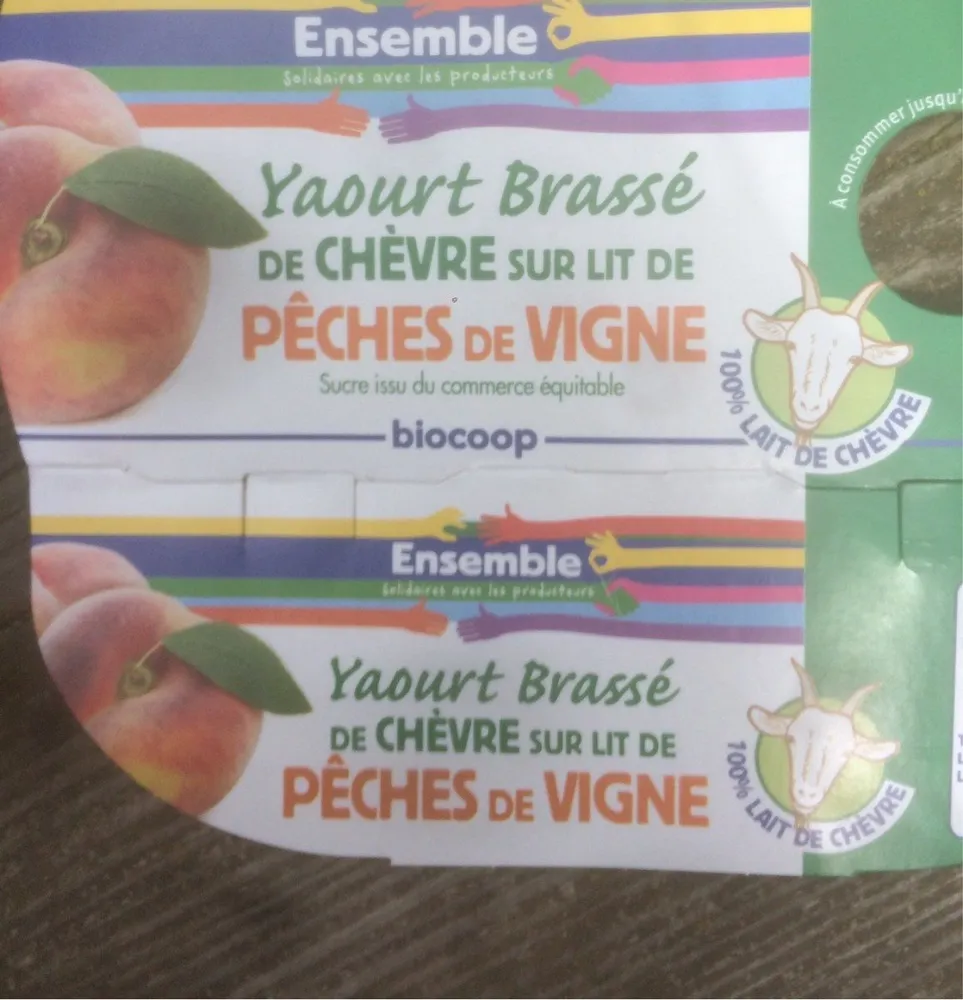 Yaourt brassé de pêche de vigne