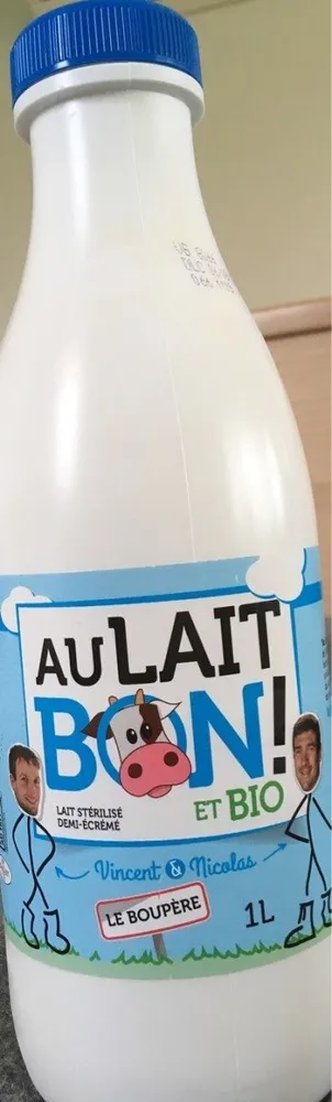 Lait stérilisé demi-écrémé