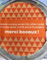 Salade, poulet, pâte, comté