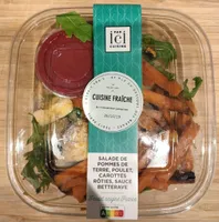Salade de PdT, poulet, carottes rôties, sauce betterave