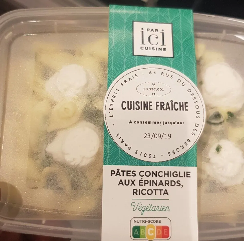 Pâtes conghiglie aussi épinards ricotta