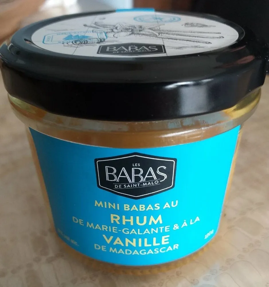 Mini babas au rhum et à la vanille