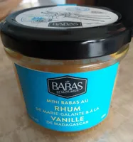 Mini babas au rhum et à la vanille