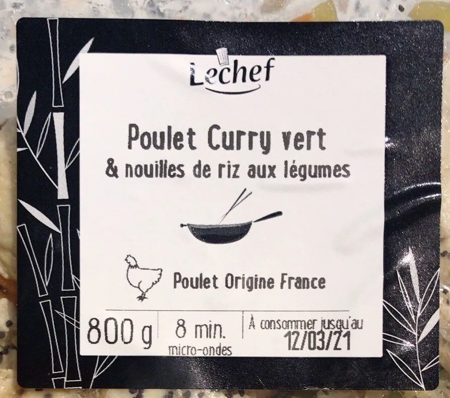 Poulet curry vert et nouilles de riz aux légumes