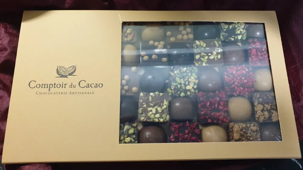 Etui comptoir du cacao assortiment praliné feuilleté