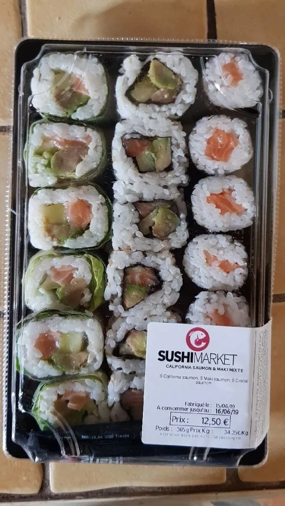 California saumon et maki mixte