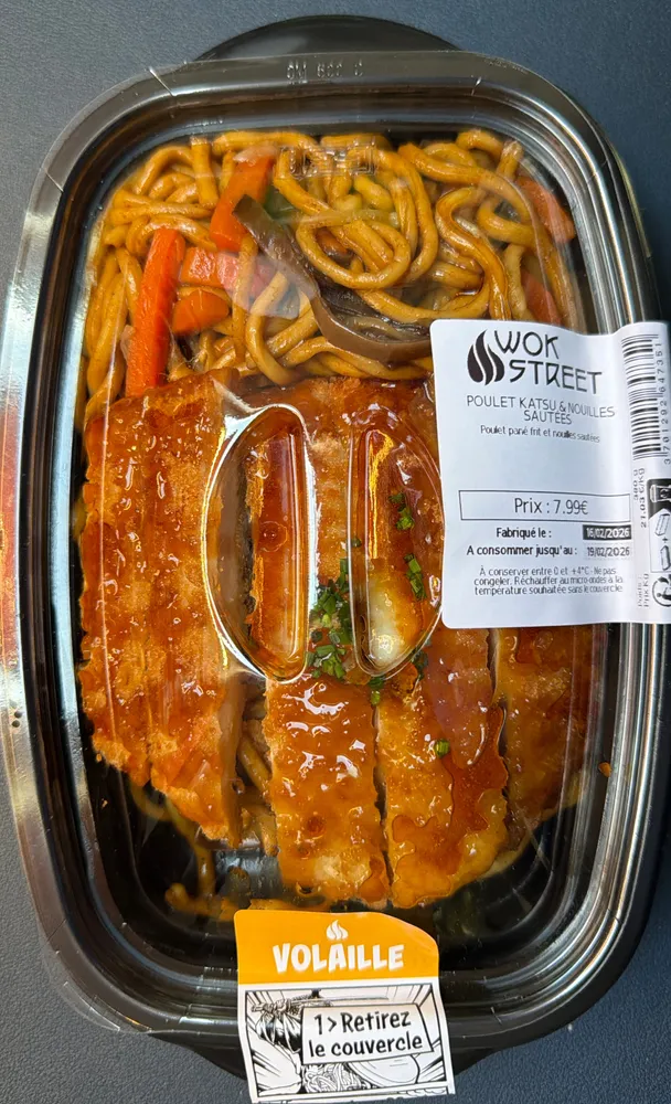 Poulet katsu & nouilles sautés