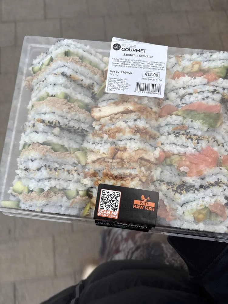 sandwich sushi selection