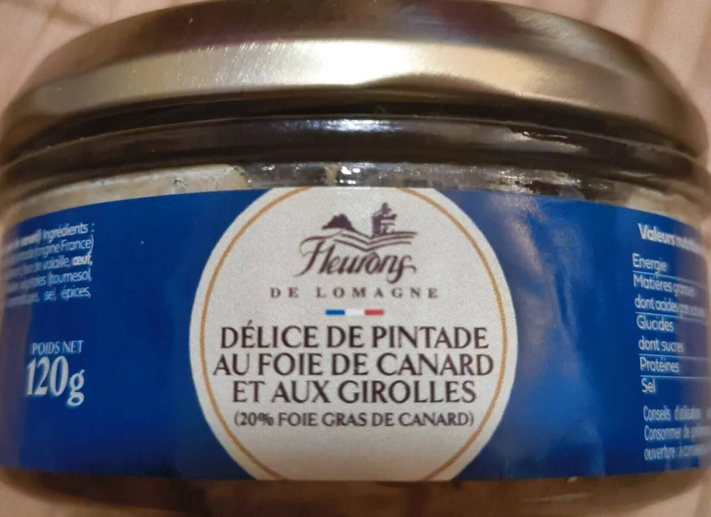 Délice de pintade au foie de canard et aux girolles