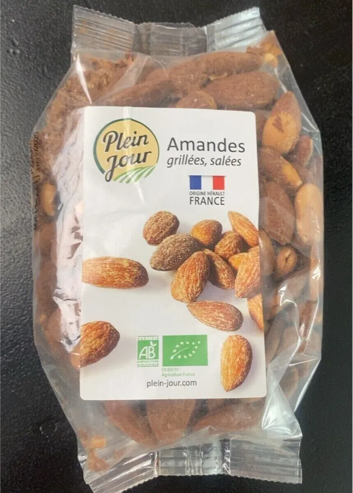 Amandes grillées, salées