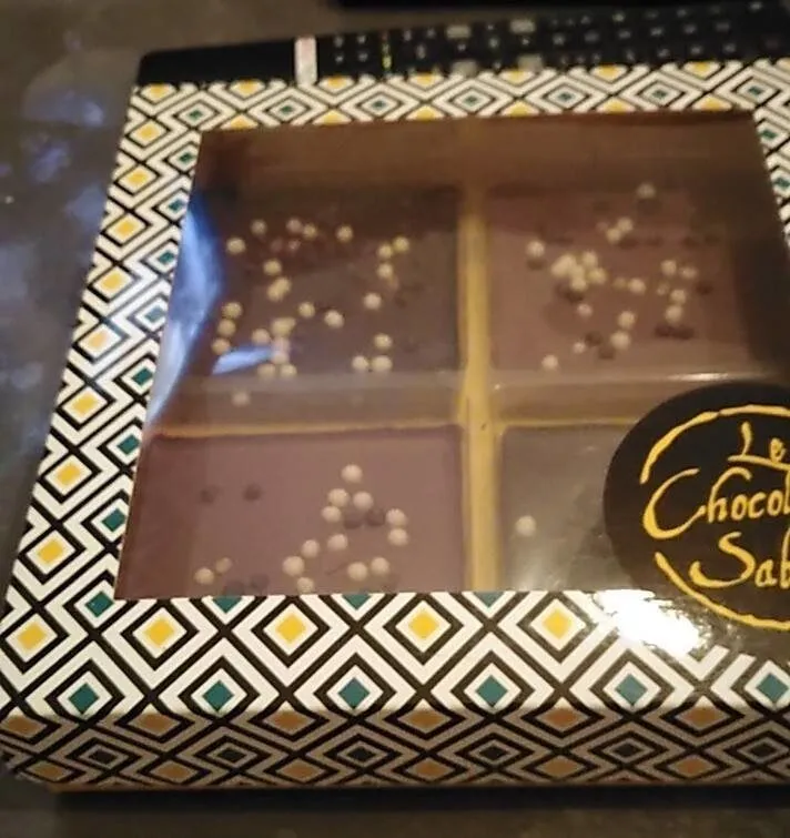 Plaques de chocolat noir et lait