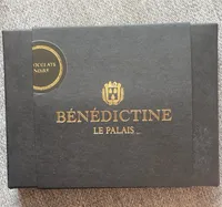 bonbons chocolat noir fourré d’une ganache BENEDICTINE
