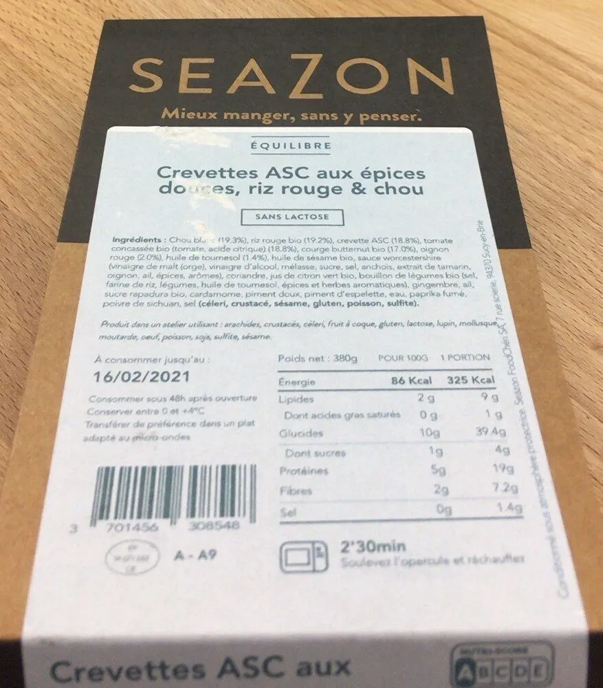 Crevettes ASC aux épices douces, riz rouge &chou