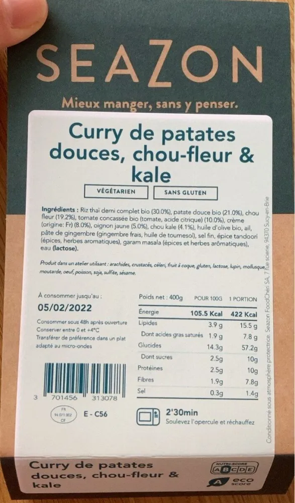 Curry de patates douces, chou fleur et kale