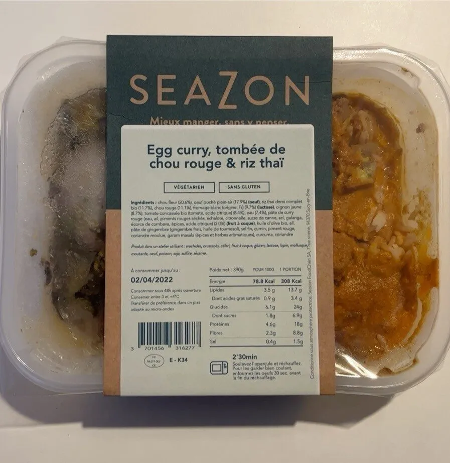 Egg curry, tombée de chou rouge & riz thaï