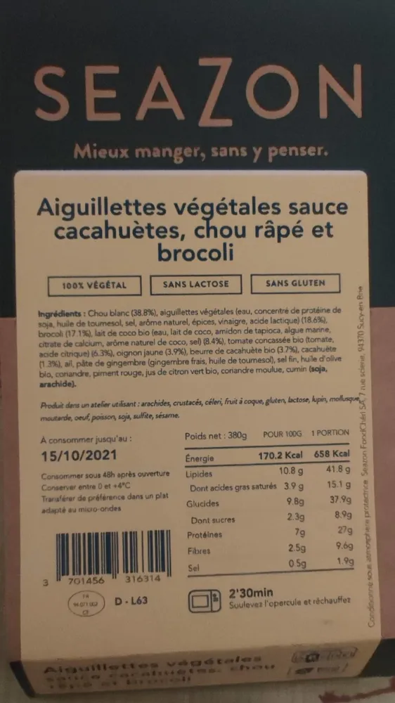 Aiguillettes végétale sauce cacahouètes, chou râpé et brocoli