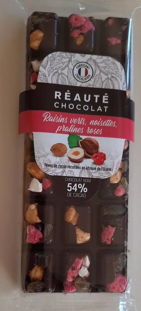 Raisins verts  noisettes prâlines roses