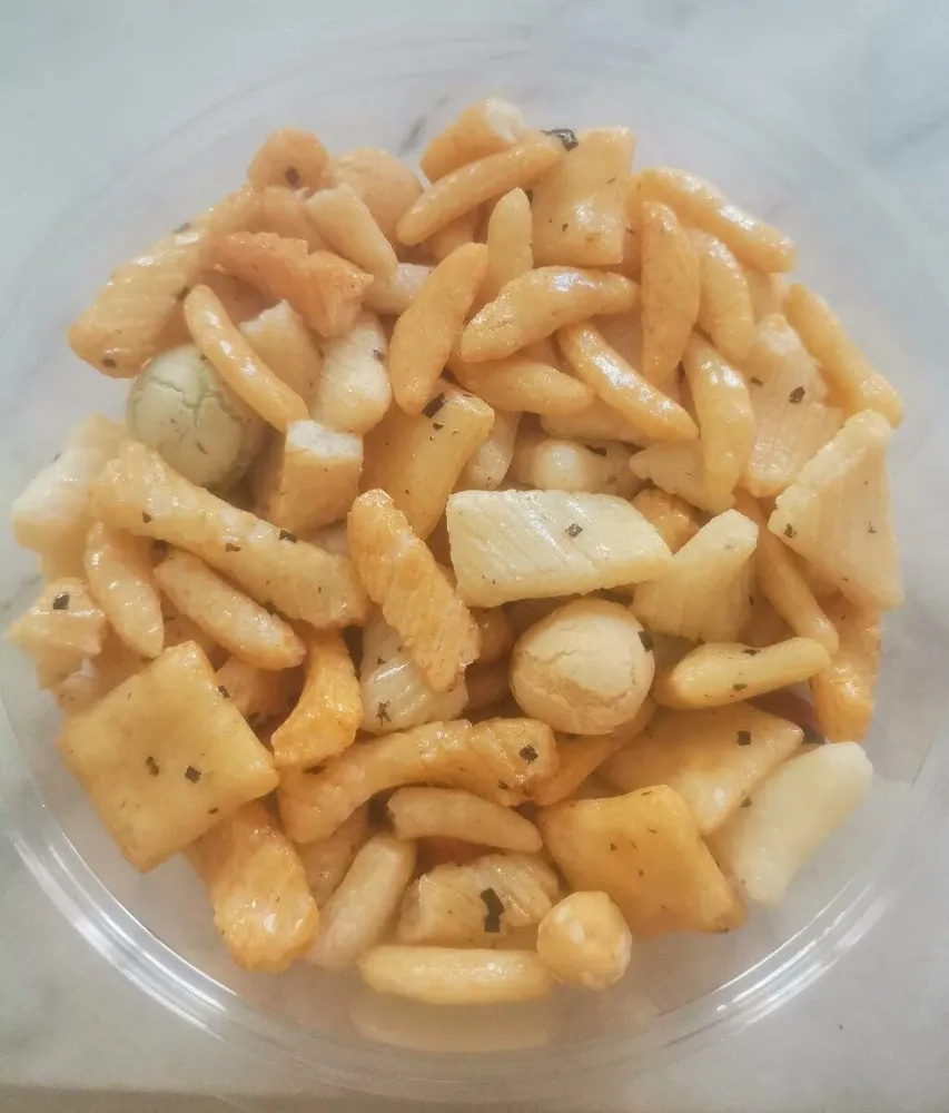 Mélange impérial (rice crackers)