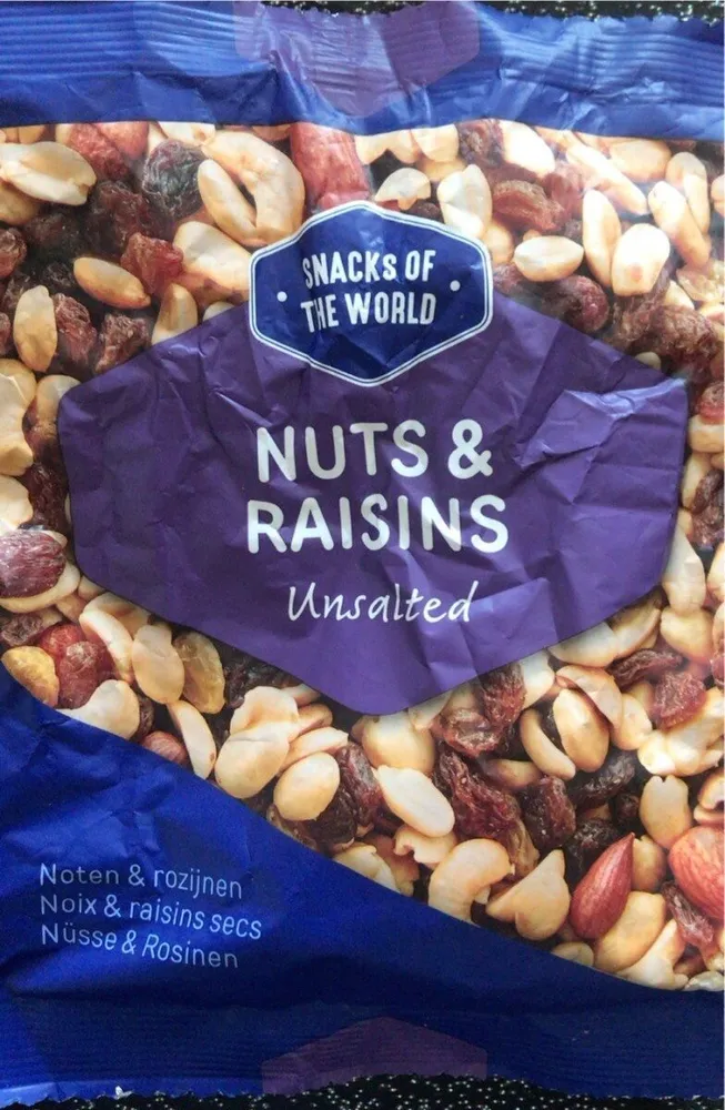 Nuts & Raisins
