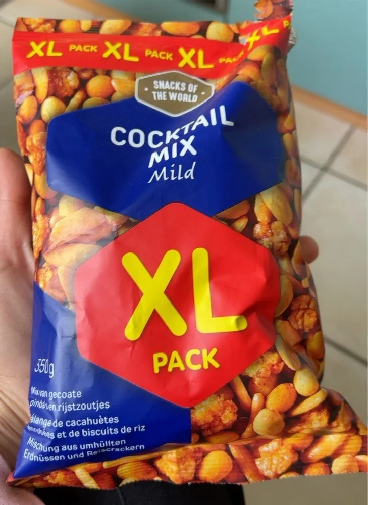 Melande de cacahuètes enrobées et biscuits de riz