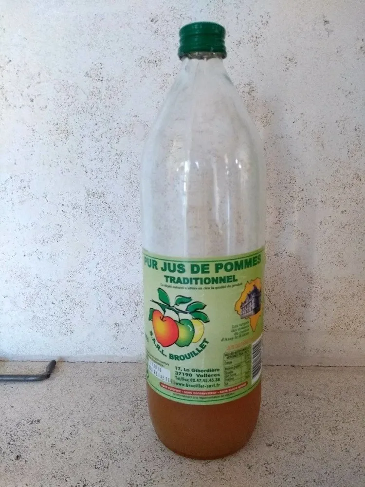 Pur jus de pommes traditionnel